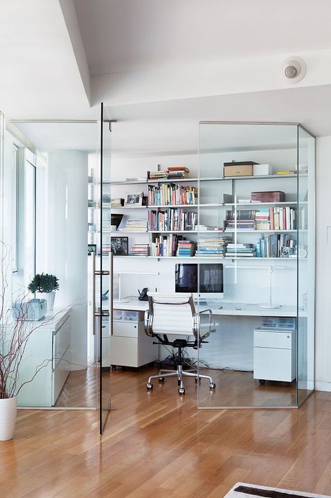 (the eye is drawn inexorably to the snarl of cables under the desk but I love this office corner idea) Grand Army Plaza Apartment, Brooklyn by Axis Mundi. Photography by Fran Parente http://www.axismundi.com/interiordesign/grand_army_plaza.html Bamboo Room Divider, Minimalist Home Office, Modern Room Divider, Home Office Inspiration, Contemporary Home Office, Glass Office, Glass Room, Glass Walls, Wooden Floors