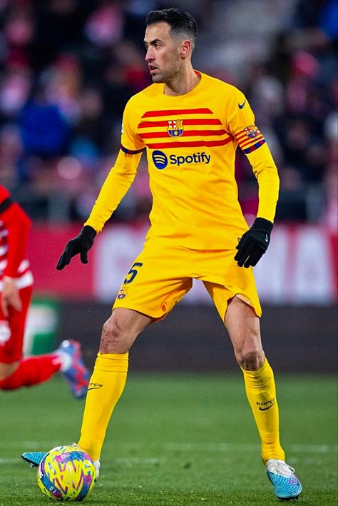 Sergio Busquets Wallpaper, Busquets Wallpaper, Busquets Barcelona, Sergio Busquets, Football Messi, Football Wallpaper, Fc Barcelona, Barcelona, Football