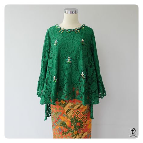 Dress Brokat Modern Simple, Renda Kebaya, Brokat Modern, Dress Brokat Modern, Punk Mode, Kebaya Lace, Kebaya Brokat, Batik Kebaya, Design Outfit