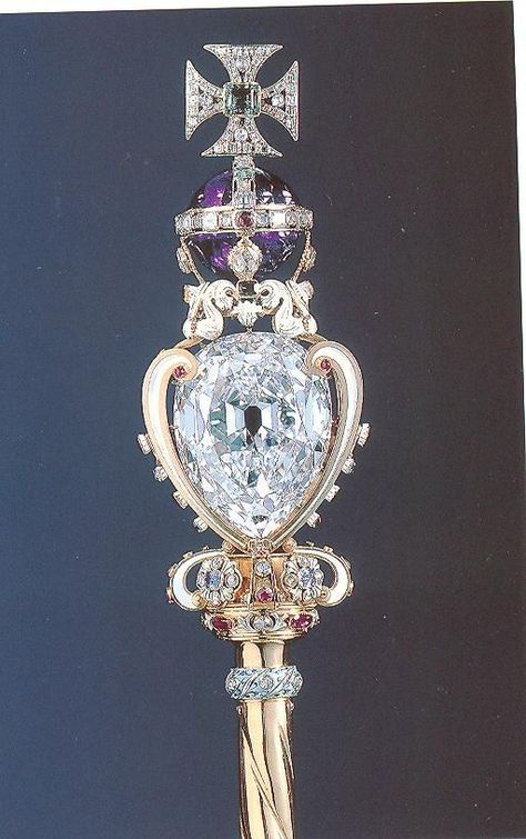 Gay Jewelry, Cullinan Diamond, British Crown Jewels, The Crown Jewels, Royal Crown Jewels, Queens Jewels, Royal Crowns, Elisabeth Ii, Royal Jewels