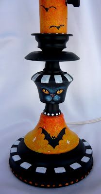 Halloween Lamp, Halloween Candlesticks, Metal Lamps, Hand Painted Halloween, Halloween Lamps, Vintage Halloween Images, Pumpkin Treat, Candlestick Lamps, Painting Lamps