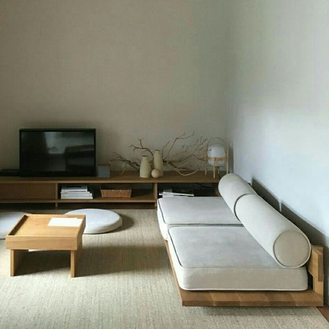 Japanese Living Room, Zimmer Diy, Appartement Design, Trendy Living Rooms, Floor Seating, Living Room Decor Modern, Couches Living Room, Apartment Living Room, Apartment Interior