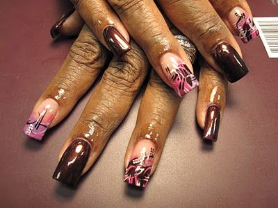 Brown and Pink Brown And Pink Nail Ideas, Brown N Pink Nails, Brown And Pink Nails Acrylic Short, Brown And Pink Short Nails, Brown And Pink Heart Nails, Gorgeous Nails, Pink Nails, Beautiful Nails, Nails