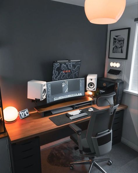 Setup Inspiration, Organic Store, Dream Desk, Computer Desk Setup, Home Studio Setup, Gaming Setups, Small Home Offices, Desktop Setup, Office Room Decor