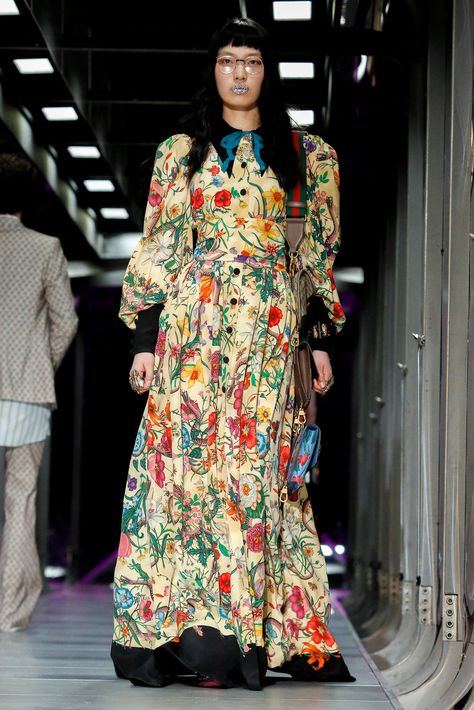 Gucci Moodboard, Gucci Fall 2017, Alessandro Michele Gucci, Fantastic Fashion, Gucci Floral, Fall Designs, Alessandro Michele, Interesting People, Outfit Combinations