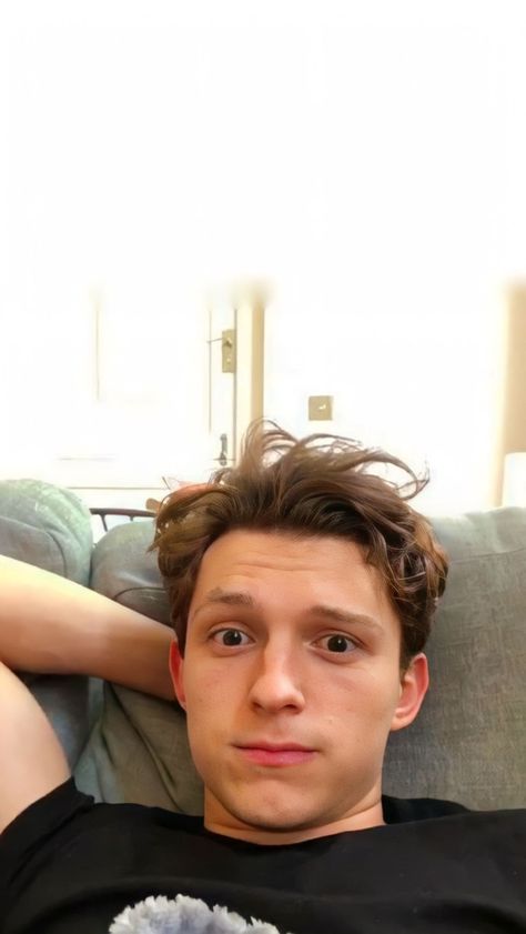 Tom Holland Instagram, Tom Holland Wallpaper, Spider Man Far From Home, Baby Toms, Tom Holland Zendaya, Tom Holland Imagines, Tom Holland Peter Parker, Tom Holland Spiderman, Far From Home