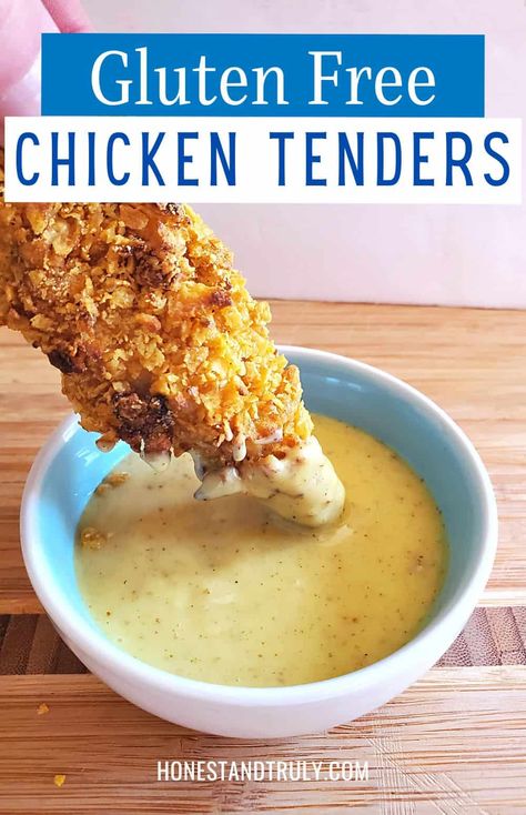 This recipe for quick and easy gluten free chicken tenders is a snap. The crispy baked chicken tenders taste delicious, and it's super quick to make. The corn flakes provide the perfect crispy crust for these baked homemade chicken fingers that kids and adults love. Gluten Free Baked Chicken, Baked Chicken Tenders Healthy, Gluten Free Chicken Tenders, Chicken Stripes, Gluten Free Fried Chicken, Gluten Free Chicken Nuggets, Juiciest Chicken, Gluten Free Flatbread, Df Recipes