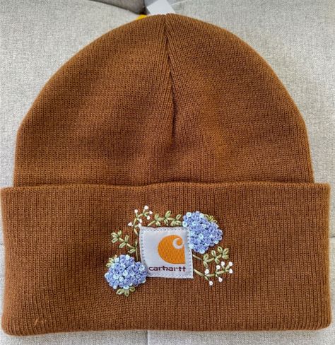 Embroider Beanie Diy, Carhartt Hat Embroidery Diy, Embroidery Carhartt Beanie, Carhartt Hat Embroidery, Carhart Hats, Carhartt Embroidery, Craft Workspace, Mending Hacks, Embroidered Hats Ideas