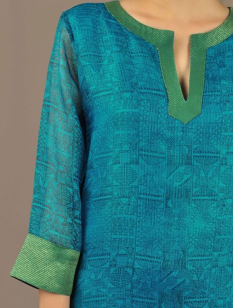 Salwar Neck Designs, Kurti Sleeves Design, Beautiful Neck, Kurta Patterns, Salwar Pattern, Churidar Designs, Designer Kurti Patterns, Neck Designs For Suits, Salwar Designs