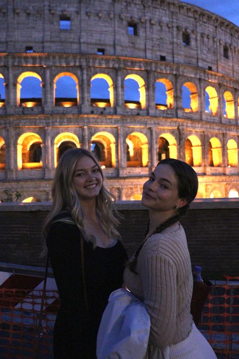 Study abroad inspo Study Abroad Aesthetic Greece, Study Abroad Rome, Study Abroad Aesthetic, Abroad Aesthetic, Student Exchange, Summer Study, Semester Abroad, Studying Abroad, Italy Summer