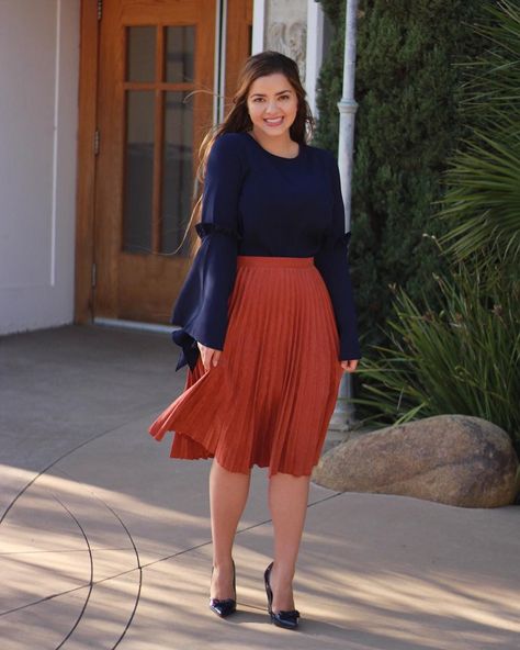 Our Claudia pleated skirt is available now, S-L. These run big so if your an XL, you may fit a large Work Outfits Women Skirt, Pentecostal Fashion, Womens Fashion Casual Spring, Skirt Outfit, Ladies Dress Design, Modest Dresses, Work Fashion, Look Chic, Modest Outfits