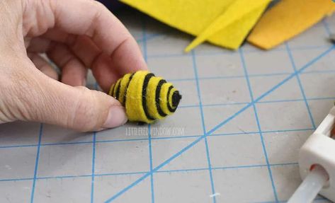 DIY Little Flower Costume and Bee Headband - Little Red Window Felt Bees Diy, How To Make Bees, Diy Flower Costume, Making Bees, Flower Costume Diy, Diy Bees, Bee Costume Diy, Diy Bumble Bee, Bee Headband