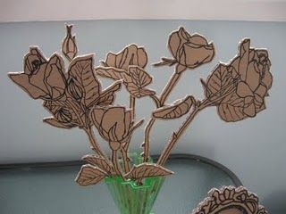 Cardboard Flower Bouquet, Cardboard Flowers, Making Flowers, Cardboard Sculpture, Simple Crafts, Cardboard Art, Ap Art, Flower Ideas, Wedding Diy