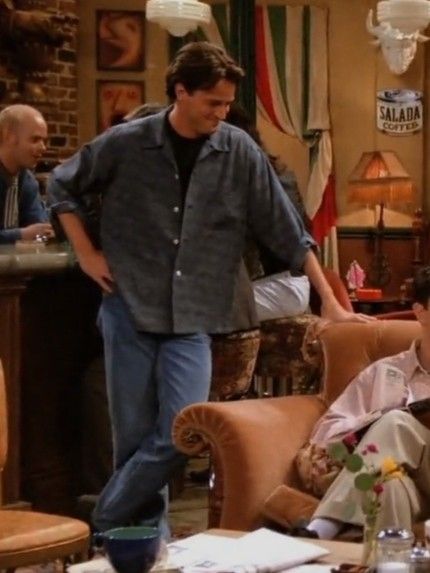 Chandler Bing Outfits, Grandpa Fashion, 90s Men, 90s Fits, Outfit 90s, Guys Clothing Styles, 90s Mens, 90s Outfit, Fire Fits