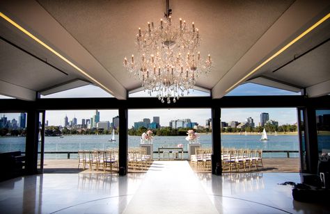 A beautiful wedding with a palette of a regal gold and shades of pink at Carousel, Albert Park Lake. Styling by Styled by Coco. Flowers by The Bouquets of Ascha Jolie #foodanddesire #styledbycoco #thebouquetsofaschajolie www.foodanddesire.com.au Carousel Albert Park, Lake Wedding Venues, Albert Park, Melbourne Wedding, Luxe Wedding, Wedding Styling, Lake Wedding, Park Wedding, Wedding Idea