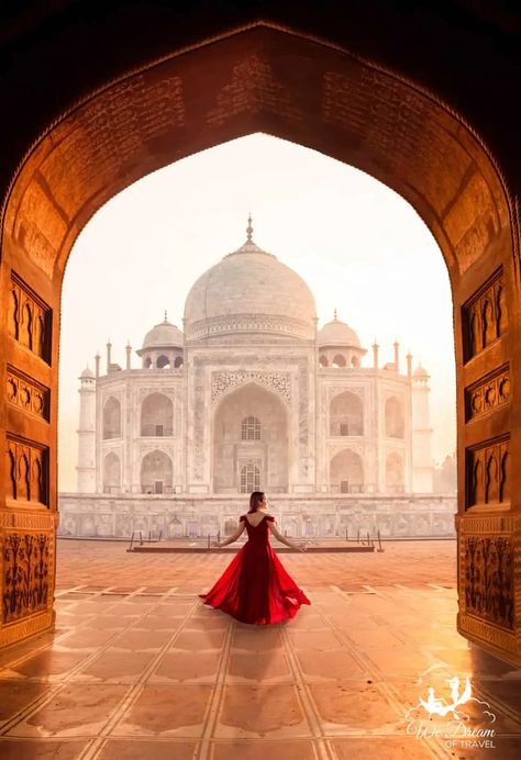 A girl in a red dress and the Taj Mahal framed by a door way at sunrise. Tac Mahal, Delhi Travel, Taj Mahal India, Painted Hills, Holiday Photoshoot, Travel Pictures Poses, Aesthetic Picture, On The Road Again, Couple Photography Poses