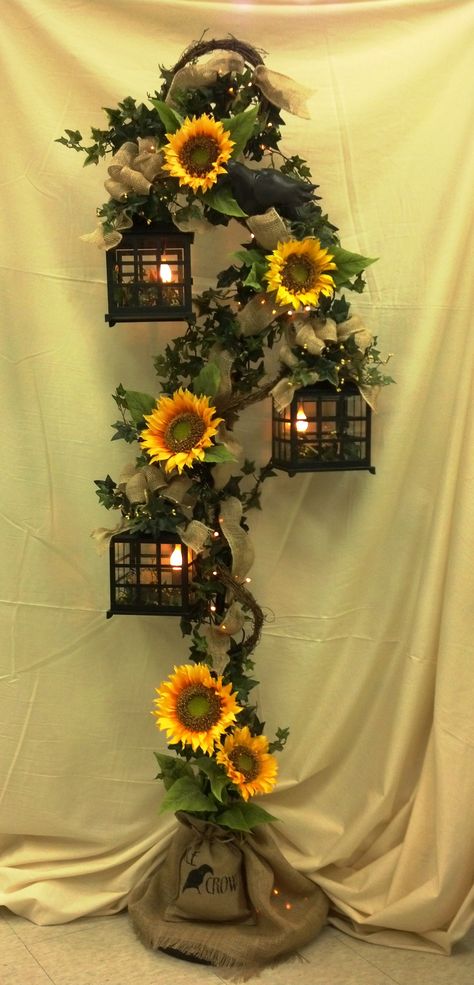 Gorgeous 3 Tier Lantern with Burlap, Sunflowers and Crows made by our very own Tammy! Sunflower Wedding Ideas, Sunflower Wedding Decorations, Sunflower Centerpieces, Sunflower Party, Sunflower Themed Wedding, Sunflower Decor, Sunflower Wedding, Trendy Wedding, Ikebana