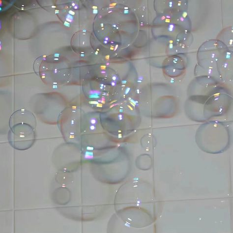 Bubble Bath Aesthetic, Aquarius Aesthetic, Bath Aesthetic, Glinda The Good Witch, Nostalgia Aesthetic, Photography Themes, Cover Art Design, Rainbow Glass, Ethereal Art