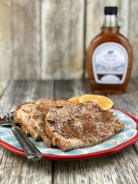 Classic Gluten-Free French Toast Recipe is quick and easy to make! #frenchtoast #frenchtoastrecipes #glutenfreebreakfast #lowfodmaprecipe #lowfodmapbreakfast #fodmaprecipes #fitfabfodmap #fodmapbreakfast Fodmap Breakfast Recipes, Low Fodmap Breakfast, Gluten Free French Toast, Pecan Milk, Fodmap Breakfast, Fodmap Snacks, Gluten Free Sourdough, French Toast Breakfast, Pancake Stack