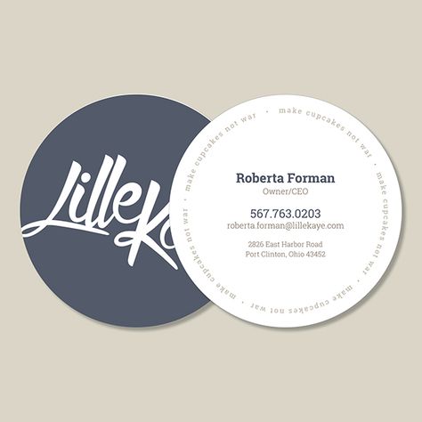 Circle Business Cards, Dental Branding, Round Logo Design, Round Business Cards, Stationery Business Card, Dentist Logo, Stationary Ideas, Circle Logo Design, Creative Circle