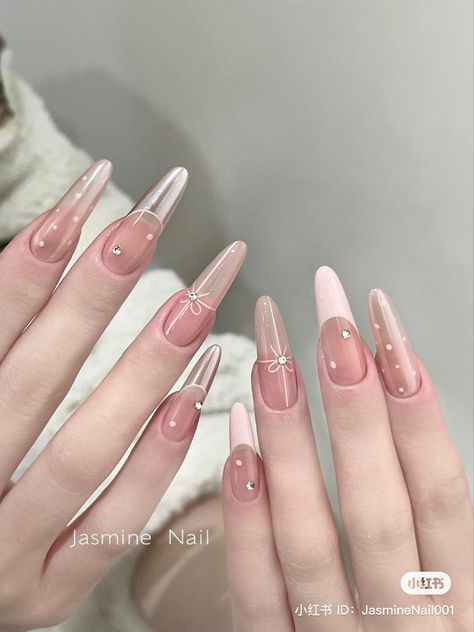 Light Pink Aesthetic, Unique Nail Art, Gel Toe Nails, Art Deco Nails, Long Press On Nails, Asian Nails, Hello Nails, Blush Nails, Pretty Gel Nails