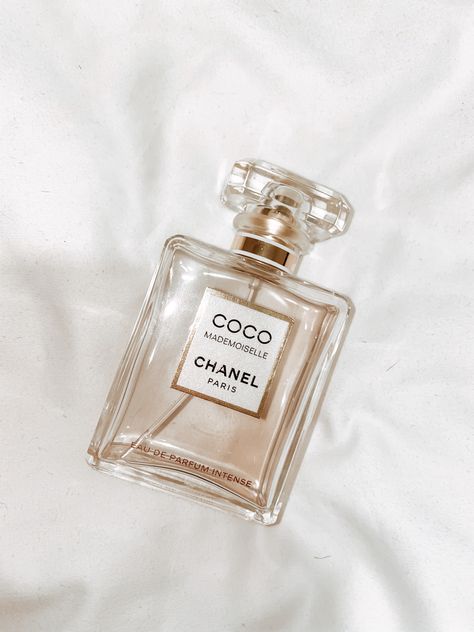 Chanel N5 Aesthetic, Vintage Chanel Aesthetic, Chanel Aesthetic Vintage, Coco Chanel Aesthetic, Chanel Number 5, Ruthless Empire, Chanel N5, Enemies To Lovers Romance, Chanel Poster