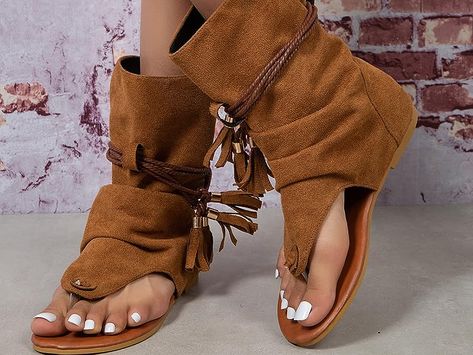 Roman Sandals Women, Winter Sandals, Luxurious Fashion, Summer Boots, Fringe Sandals, Roman Sandals, Roman Fashion, Elegant Shoes, Kandy