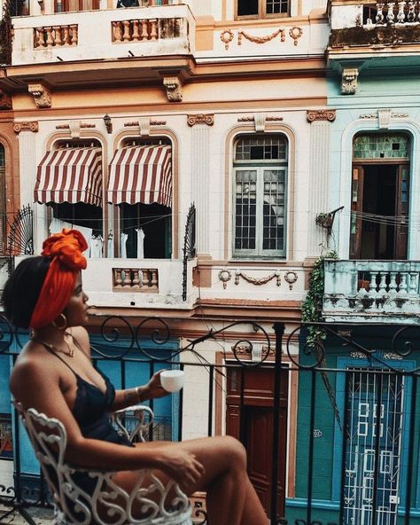 Havana Vieja, Cuba Fashion, Cuba Pictures, Cuban Women, Cuba Beaches, Vintage Cuba, Latina Aesthetic, Cuban Culture, Visit Cuba