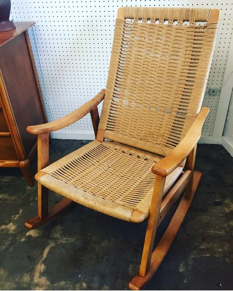 Hans Wagner, Woven Rocking Chair, Vintage Kids Rocking Chair, Rocking Chair Wooden Vintage, Maloof Rocking Chair, Vintage Rocking Chair, Early 1900s Rocking Chair, Danish Cord, Rocking Chairs