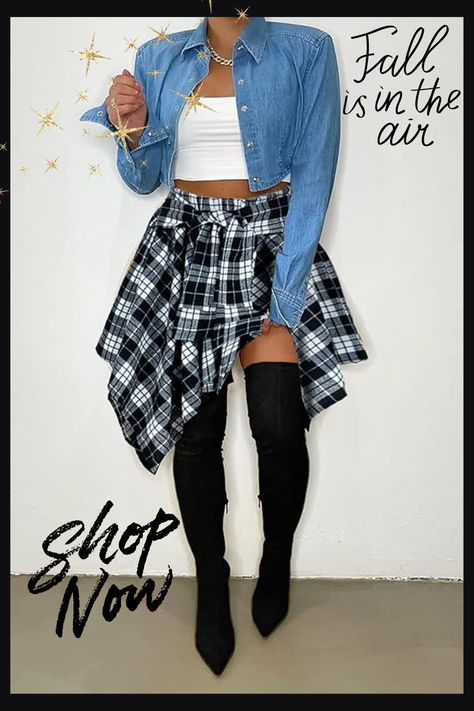 This flowy plaid skirt, made from lightweight, breathable polyester, features a 90s-inspired plaid pattern, grunge pleats, and an asymmetrical hem. The A-line design with elastic waist and shirt-sleeve-style ties offers a flattering fit. Perfect for Goth, casual, sports, or vacations, it blends comfort and style. Goth Casual, Skz Concert, Short Skirts Outfits, Plaid Skirt Outfit, Mini Skater Skirt, 90s Fashion Grunge, Night Style, Skater Style, Fashion Night