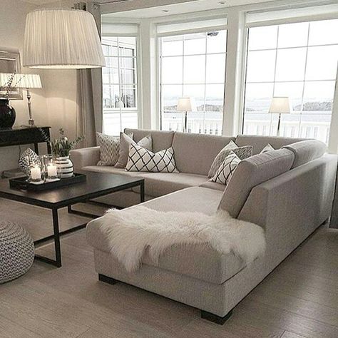 Living room ideas for my home in college Color Palette For Home, Den Decor, Neutral Living Room, Future Apartment, Couch Potato, Lounge Decor, Elegant Living Room, Living Ideas, Room Style