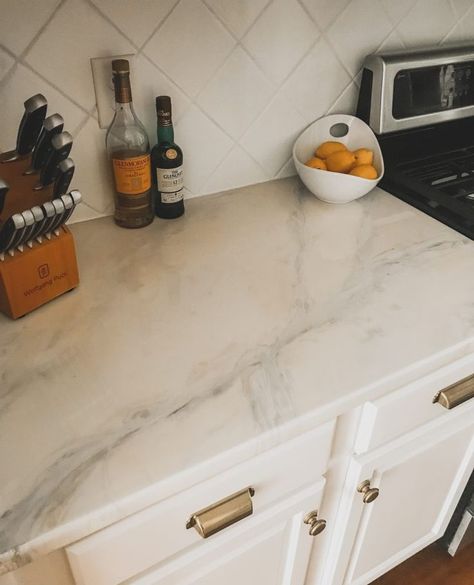 #kitchentips #kitchenrenovation Diy Marble Countertops, Granite Tile Countertops, Countertop Makeover, Replacing Kitchen Countertops, Diy Kitchen Countertops, Formica Countertops, Laminate Counter, Painting Countertops, Epoxy Countertop