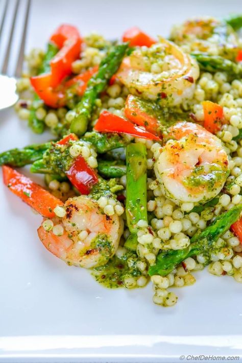 Shrimp Chimichurri, Chimichurri Salad, Shrimp Couscous, Pasta Asparagus, Chimichurri Shrimp, Asparagus Dinner, Salad Shrimp, Couscous Salad Recipes, Potluck Salad