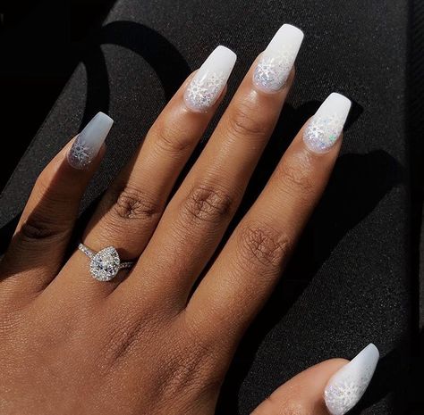 White Gel Nails, Spring Nail Designs, Brighter Days, Nail Style, Cute Gel Nails, Spring Nail, Xmas Nails, Nail Designs Spring, Nails Inspo