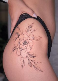 Female Hip Tattoos, Hip Tattoos For Women, Hip Tattoos For Girls, Tattoo Fe, Woman Butterfly, Anniversary Tattoo, Hip Tattoo Designs, Side Thigh Tattoos, Hip Tattoos