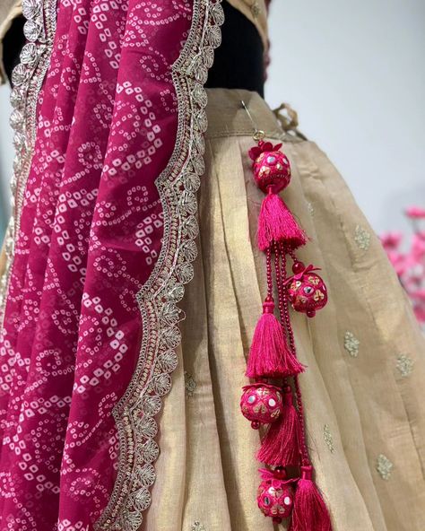 👉 Price- 1999/-+ Shipping 👈 *Lehengas Fabric*:- Full stiched Premium Crafting Cosmos silk with beautifully Embroidered work attached with canvas patta *Lining (inner)* :- premium Micro cotton Full inner *Length*:- 41” *Waist*:- up to 42” *Blouse*: - Full stiched Premium cosmos silk With embroidered work *Voni*:- Premium Bandhej print Dupatta with Beautifully premium lace border *Beautifully Handmade latkan* *Size*:- Xxs , Xs, S, M, L, Xl, Xxl, xxxl -32 , 34, 36, 38, 40, 42, 44, ... Semi-stitched Chikankari Embroidered Slub Silk Fabric, Semi-stitched Beige Chikankari Embroidered Fabric, Diwali Semi-stitched Embroidered Lace Fabric, Bandhej Print, Semi-stitched Cream Embroidered Dola Silk Fabric, Pink Semi-stitched Silk Embroidered Fabric, Lace Border, Cosmos, Silk