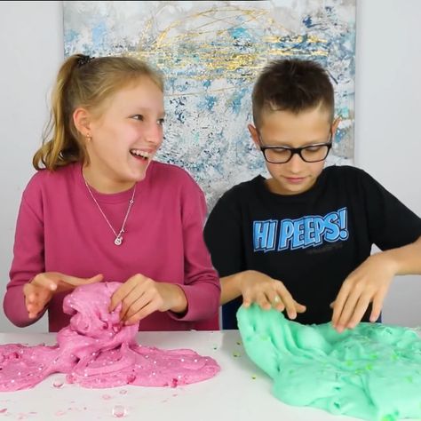 sisvsbro SISVSBRO Karina Ronald karinaronald sis vs bro brother vs sister Sis Vs Bro Core, Ronald Kurzawa, Childhood Youtubers, Sis Vs Bro, Slime Challenge, Slime Ingredients, Making Slime, Girly Birthday Party, Girly Birthday