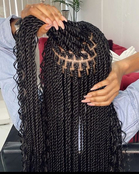 Braided Hairstyles 2023, Long Twist Braids, Trendy Braided Hairstyles, Cuban Twist Hair, Hair Braid Patterns, Senegalese Twist Braids, Senegalese Twist Hairstyles, Braid Trends, Braided Hairstyles For Black Women Cornrows