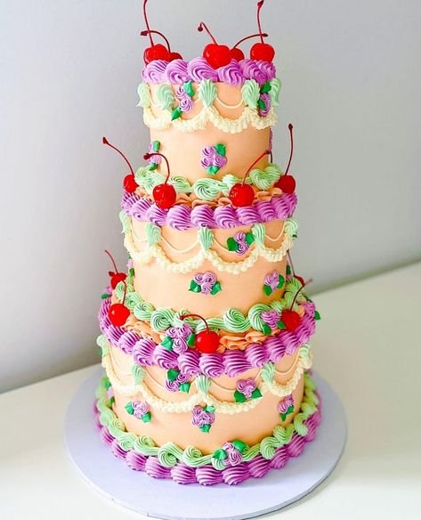 Tiered Lambeth Cake, Colorful Vintage Cake, Disco Jungle, Coquette Food, 23 Bday, Fake Cakes, Cake Piping, Vintage Cakes, 26th Birthday