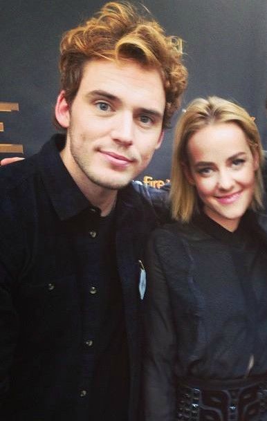 sam claflin and jena malone Sam Claflin And Jena Malone, Sam Claflin And Jennifer Lawrence, Jena Malone And Sam Claflin, Johanna Mason Hunger Games, Finnick Odair Sam Claflin, Hunger Games Finnick, Hunger Games Problems, Johanna Mason, Hunger Games Cast