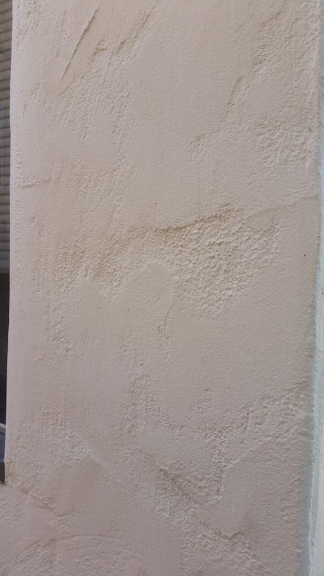 Rough Plaster Walls Interiors, Cream Textured Wall, Limewash Walls, Drywall Texture, Stucco Texture, Plaster Material, Plaster Texture, Wall Texture Design, Cement Wall