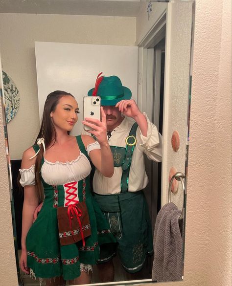 #oktoberfest #couplehalloweencostumes #couplecostume #beermaiden #oktoberfestcostume #halloween #costume #costumeideas  #couplecostumeideas Oktoberfest Halloween Costumes, German Couple Costume, Oktoberfest Couples Costume, Diy Oktoberfest Costume Women, Oktoberfest Halloween Costume, Oktoberfest Fancy Dress, Lederhosen Costume, Oktoberfest Halloween, Homemade Halloween Costumes