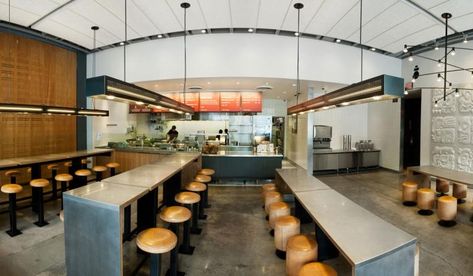 Chipotle Restaurant, Restaurant Design Rustic, Tortilla Chip, Chipotle Mexican Grill, Rustic Restaurant, Mexican Grill, Get Back On Track, New Menu, Taco Bell