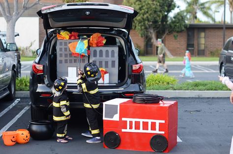 Special Occasion Weekends Firefighter Halloween, Trunker Treat Ideas, Trunk Or Treat Ideas, Truck Theme, Halloween Traditions, Treat Ideas, Halloween 2022, The Trunk, Trunk Or Treat