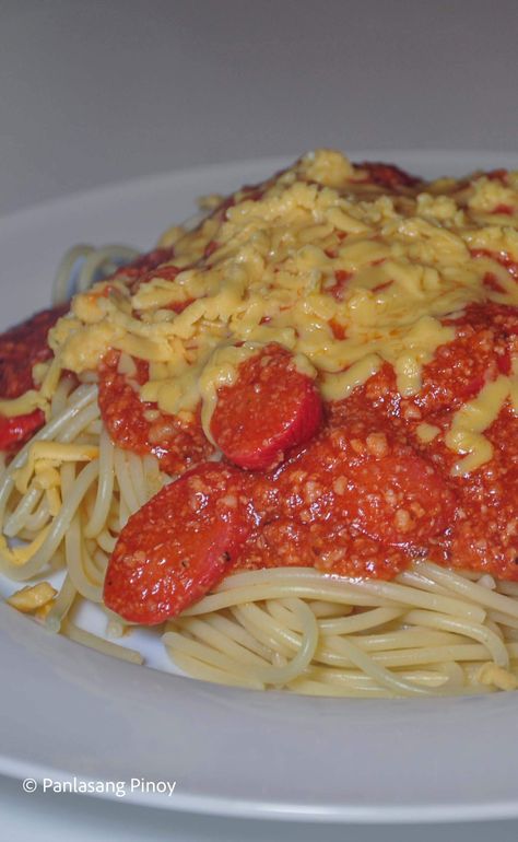 Jollibee Style Spaghetti Jollibee Spaghetti, Delicious Spaghetti, Sausage Spaghetti, Spaghetti Sauce Recipe, Pork Ham, Spaghetti Pasta, Pork Sausage, Spaghetti Recipes, Spaghetti Sauce