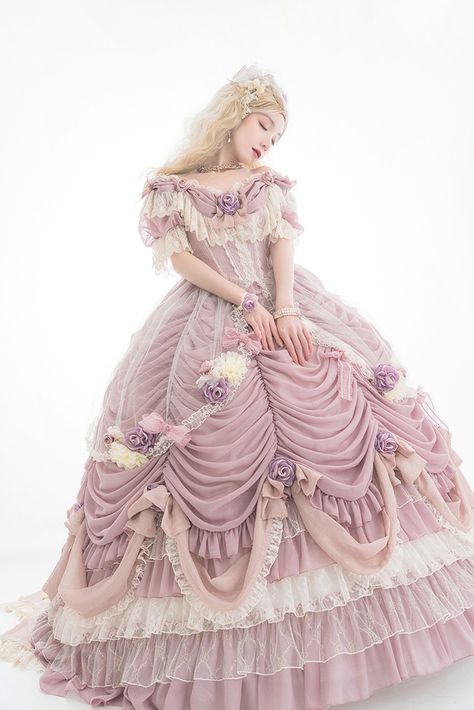 Henrietta 【-Lolita Outfits-】 Collection 

◆ Top Quality Guaranteed! >>> https://lolitawardrobe.com/search/?Keyword=henrietta- Victorian Dress Gown, Prom Dress Elegant, Gaun Abad Pertengahan, Flowers Luxury, Victorian Dresses, Rococo Fashion, Rose Queen, Lolita Outfits, Old Fashion Dresses