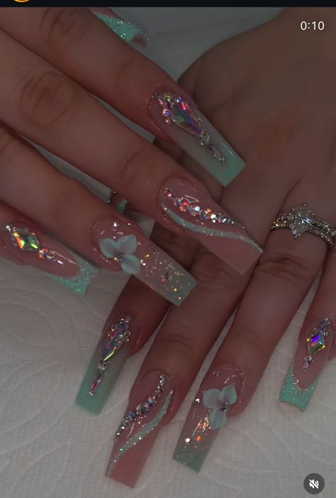 Graduation Nail Set, Senior Nails Ideas, Sweet 16 Nail Ideas, Birthday Nail Set Ideas, Prom Nail Ideas, Bright Acrylic Nails, Quince Nails, Quinceanera Nails, Spring Acrylic Nails