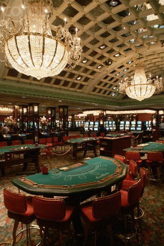 Mandalay bay resort and casino Monte Carlo Casino, Casino Royale Party, Casino Hotel, Vegas Casino, Casino Night, Casino Chips, Casino Royale, Vegas Baby, Casino Party