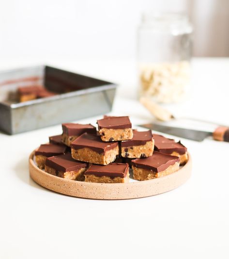 Recipe: Double Layer Chocolate Cookie Dough Bars (Mid Day Squares Copy Cat) - Meg De Jong Nutrition Mid Day Squares, Cookie Dough Bars, Square Cookies, Chocolate Cookie Dough, Square Recipes, Square Bar, Cashew Butter, Mini Chocolate Chips, You Have No Idea