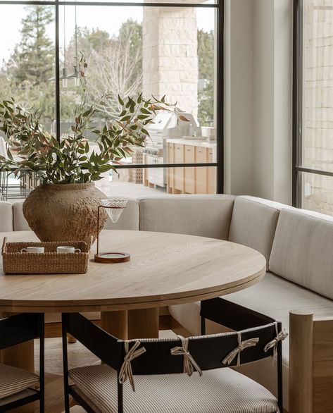 Breakfast Nook Amber Interiors, Round Dining Bench, Round Table Bench Seating, Round Table With Bench Seating, Transitional Breakfast Nook, Window Banquette, Curved Banquette Seating, Sunroom Inspiration, Curved Banquette